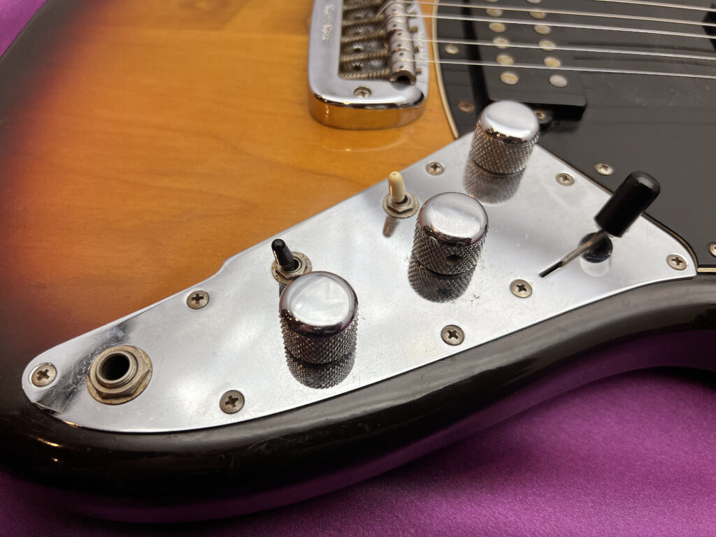 大阪府堺市より、Musicman SABRE II 1979年製 ビンテージギターを買取 ...